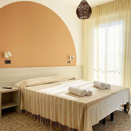 Hotel Reale Rimini Exteriör bild