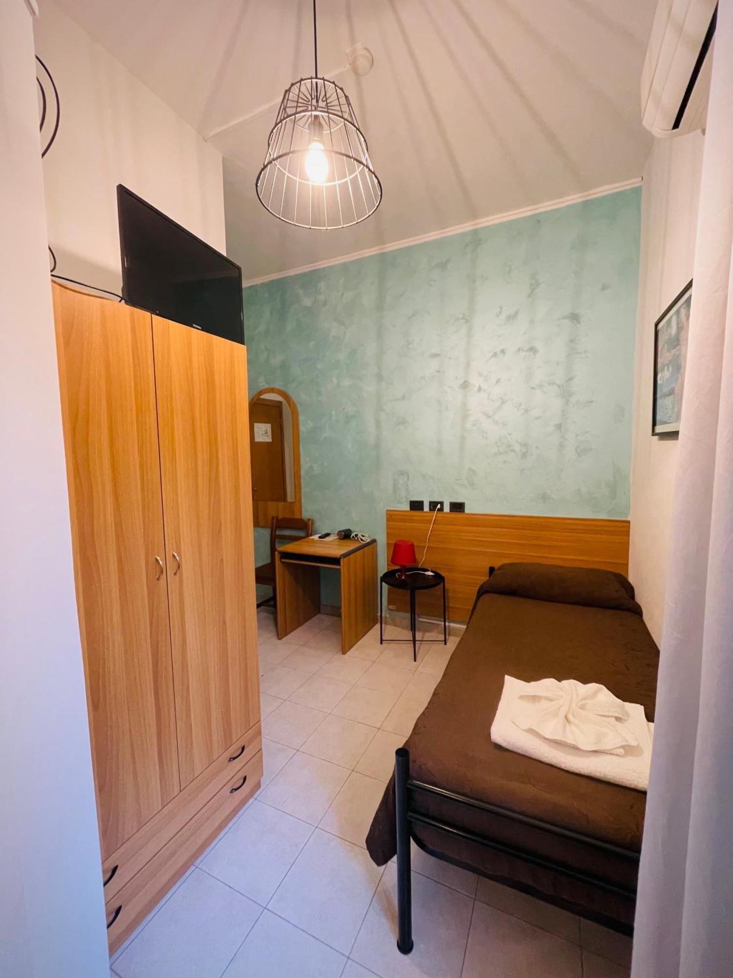 Hotel Reale Rimini Exteriör bild
